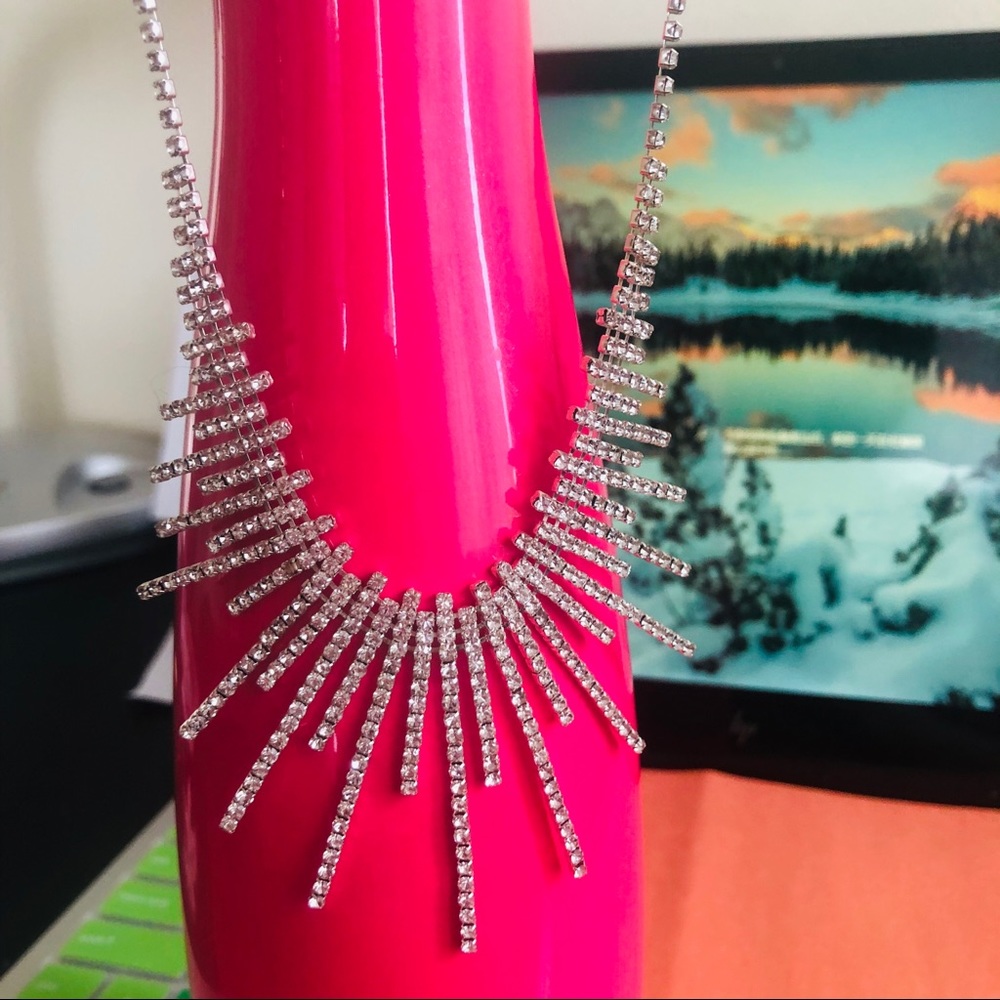Necklaces - Picture 4 of 4